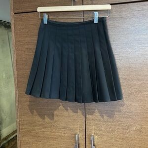 Elegant Black Pleated Skirt